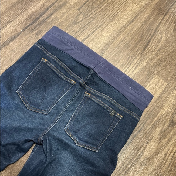 Size 30 maternity jeans - Picture 4 of 4